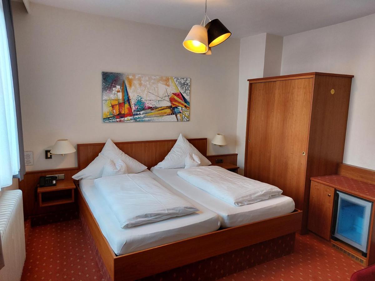 Hotel Garni "Brauerei Keller" Miltenberg Buitenkant foto